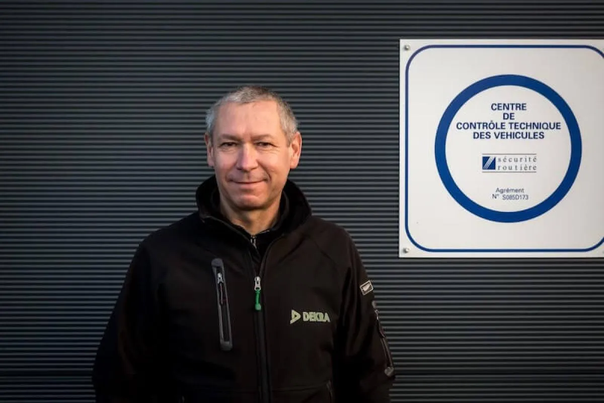 equipe-centre-poire-sur-vie-dekra-controle-technique-00