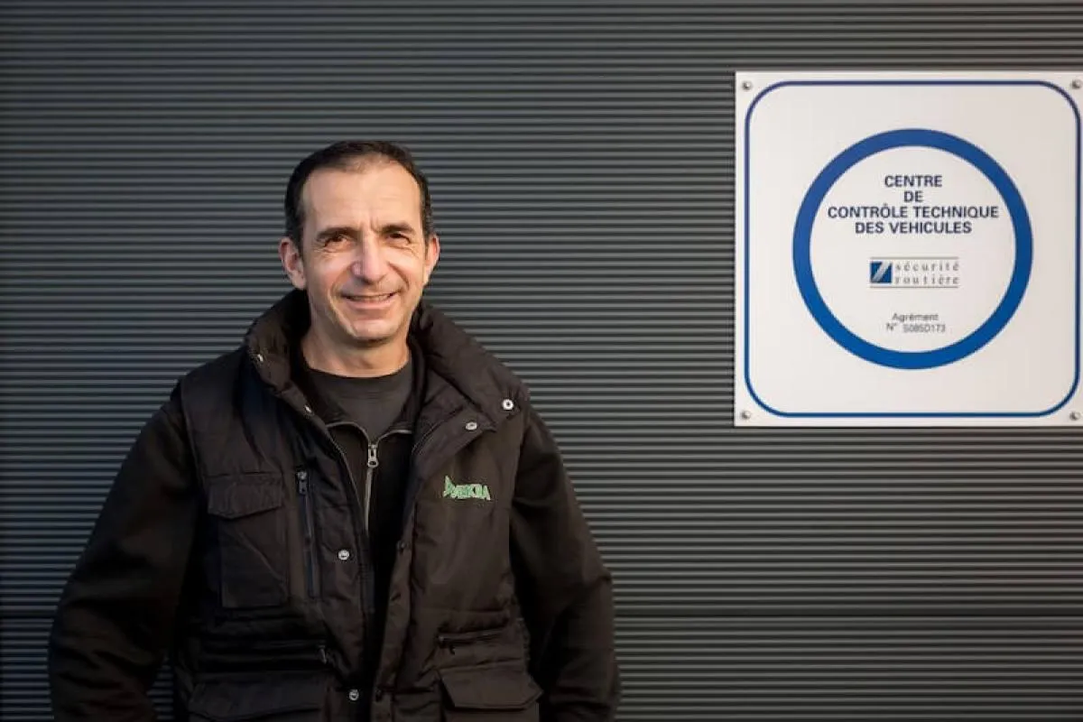 equipe-centre-poire-sur-vie-dekra-controle-technique-03